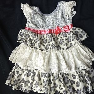Girls lace dress